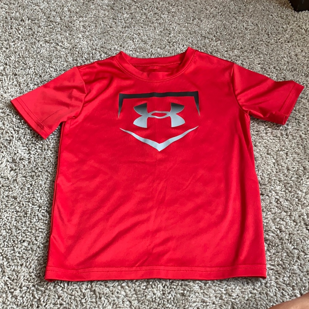 Boys under armor performance shirt